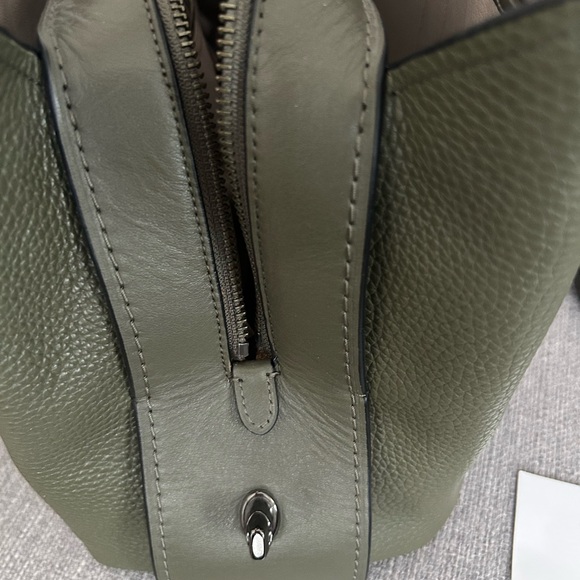 Coach Brooklyn Green Leather Tote Bag - Picture 10 of 16